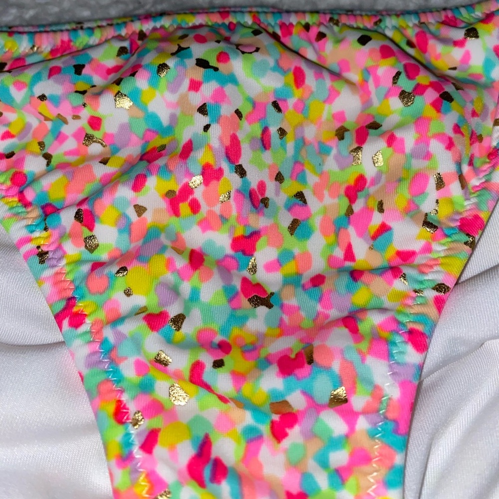 Bikini Bottom - Picture 3 of 5